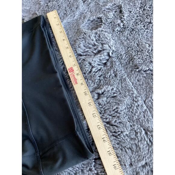 Figs Women's 300 Performance Underscrub Leggings Athletic Gym Black Size Large - Picture 10 of 13